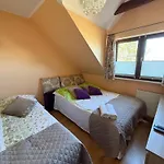 Holiday home Dom Nad Jeziorem Mazury Pomost Segment 2 *